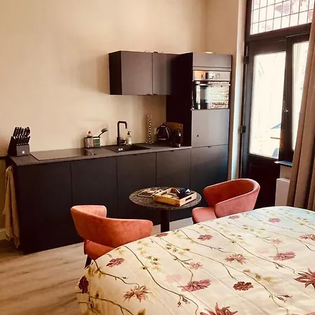 Apartament 105